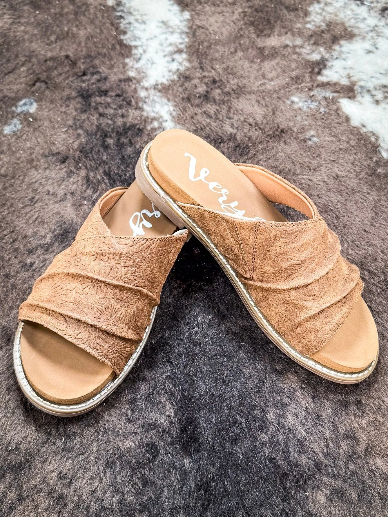 Jolene Sandal in Tan by Very G