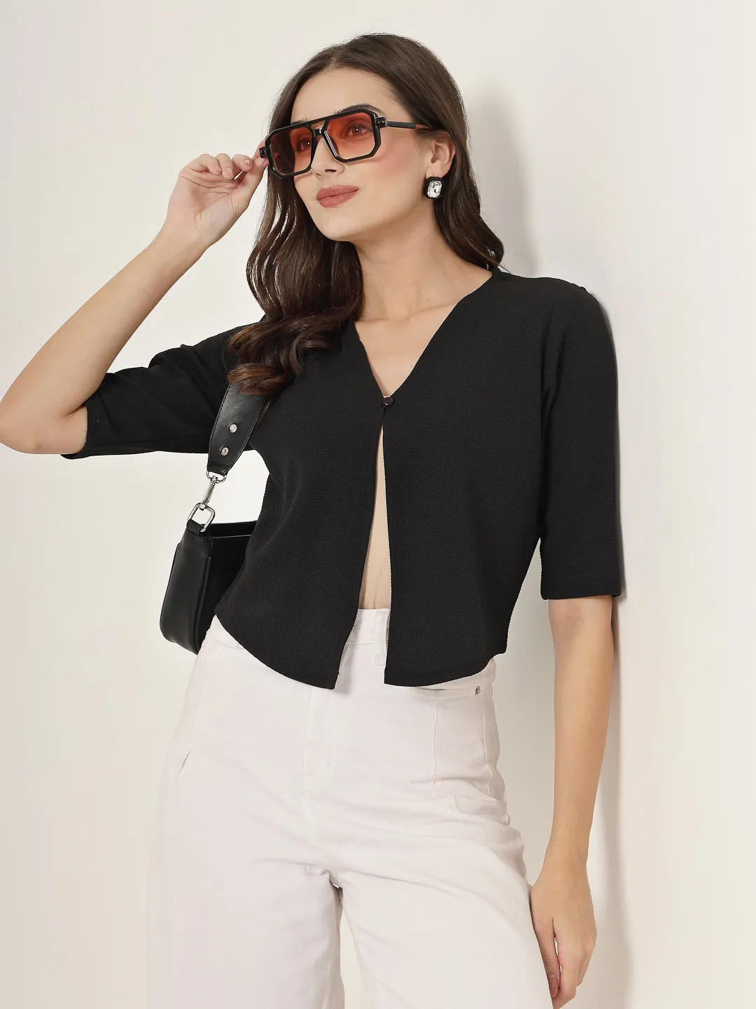 Style Quotient Women Black Solid Knit Shrug